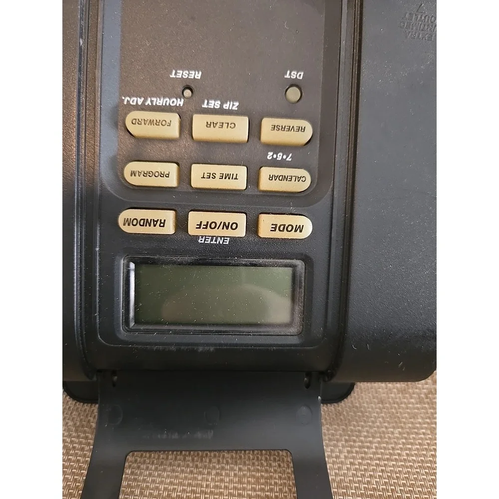 Sylvania SA 210 Outdoor Digital Timer 3-Outlet Zip-Set Pool Pump Landscape Light